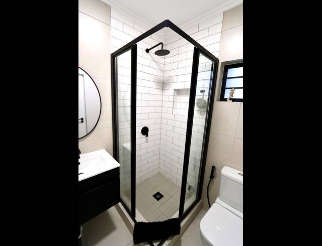 1 BEDROOM APARTMENT TO LET IN BALLITO CENTRAL